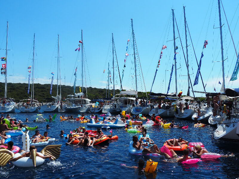 A guide to the yacht week