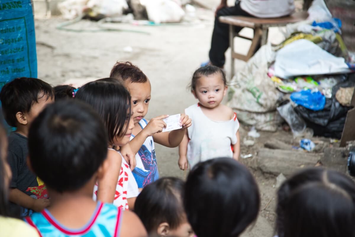 Volunteering in the Slums Cebu City, Philippines | Where's Mollie? A travel and adventure lifestyle blog
