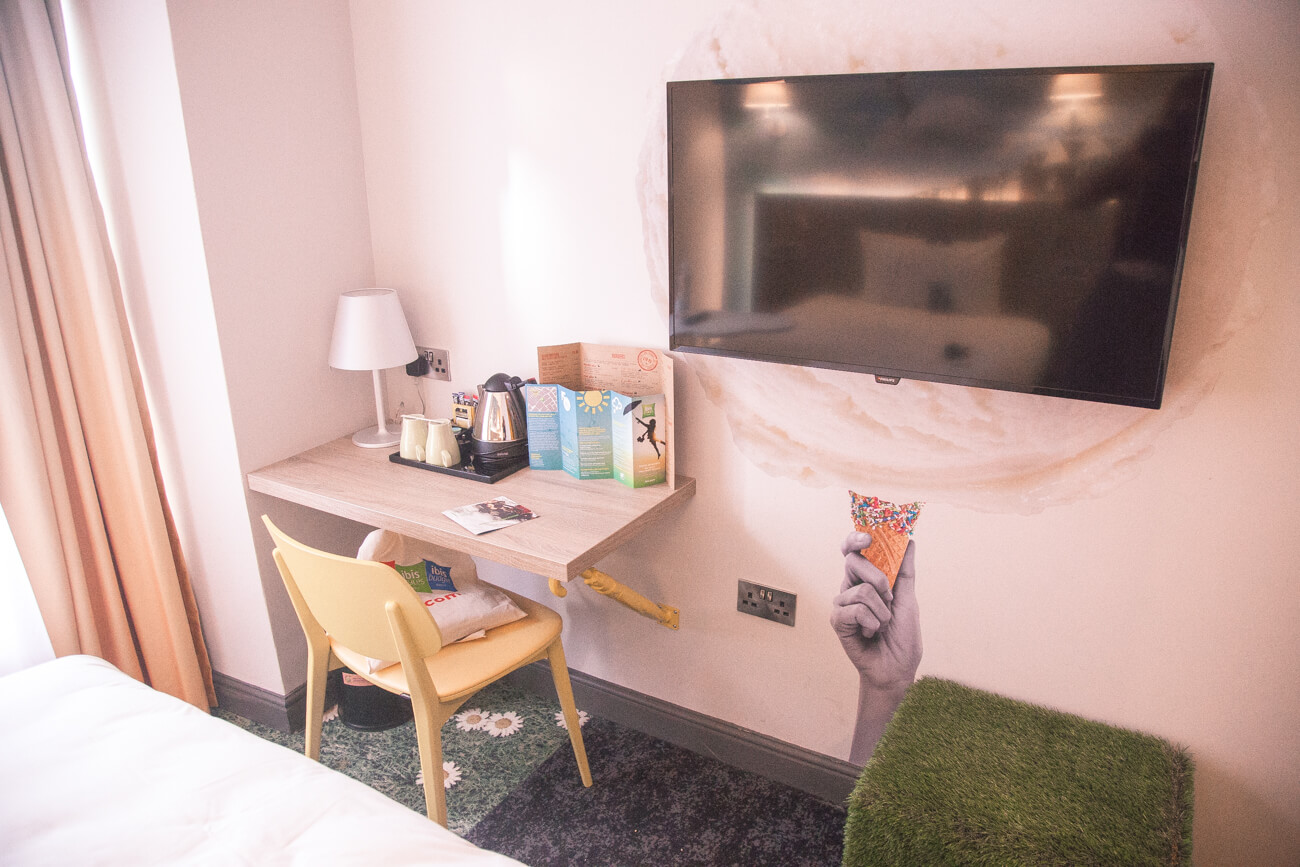 An evening at Ibis Styles Portland Hotel, Manchester ft. Ibis Lates On Tour