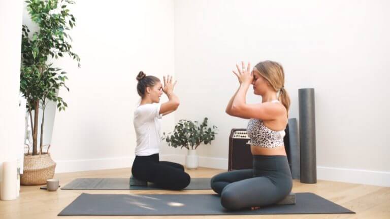 Post-Flight Yoga: A 20-minute Sequence Plus Real Time Video