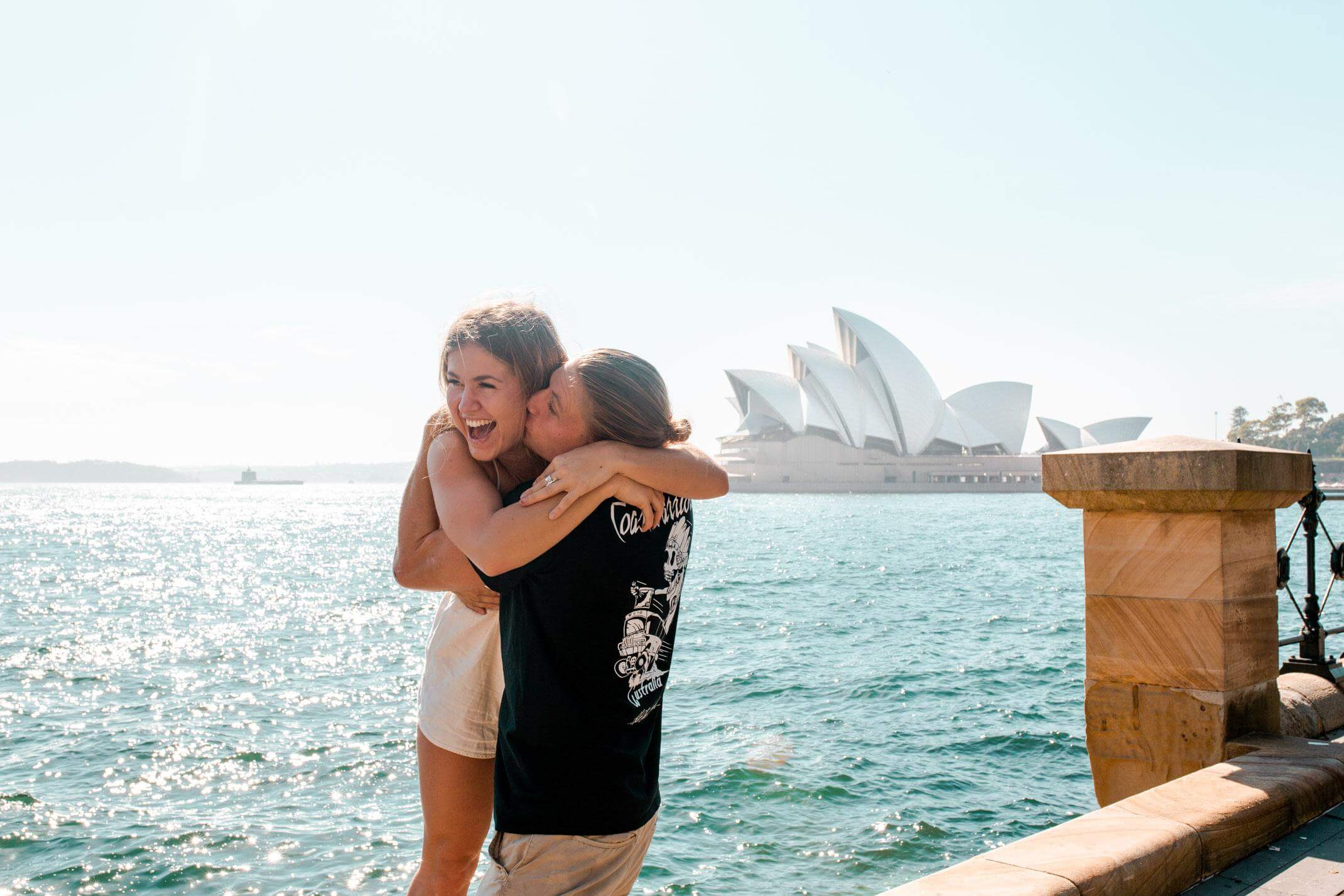 singles travel to australia