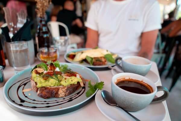 The best brunch and coffee spots in Uluwatu, Bali