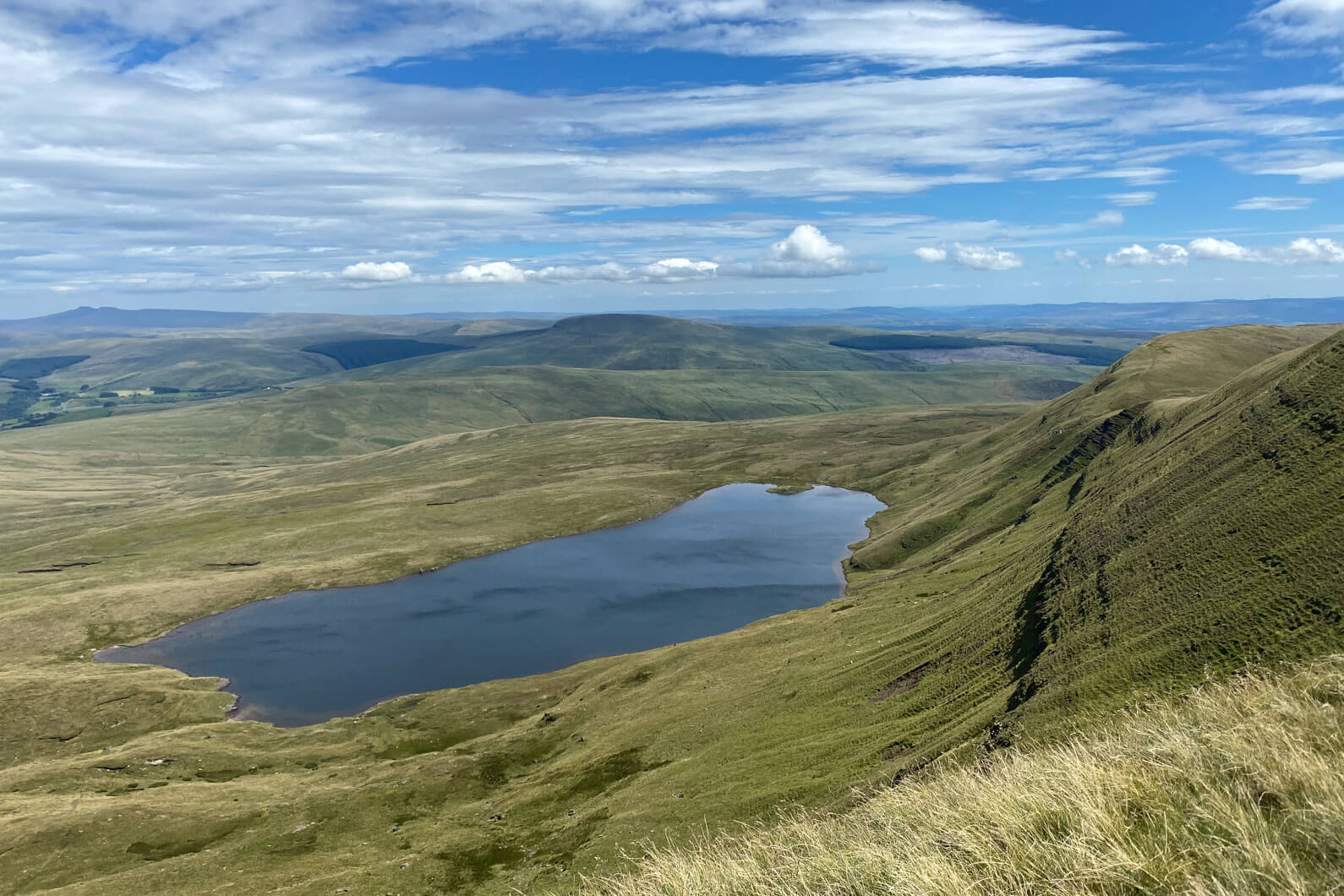 The BEST Hikes In The Brecon Beacons: Wales National Park Guide