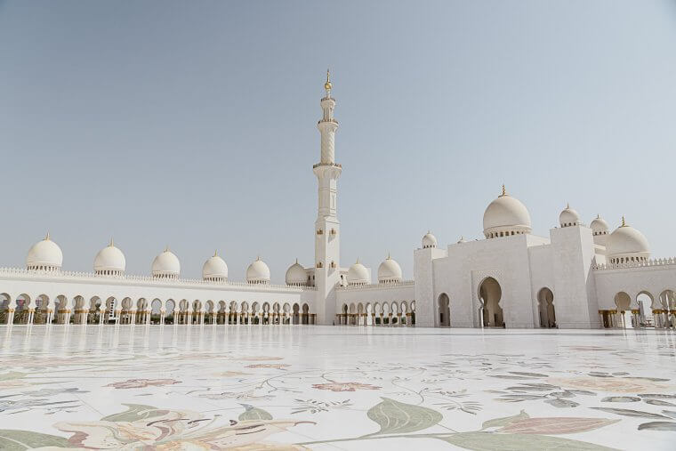 places to visit in abu dhabi 2022