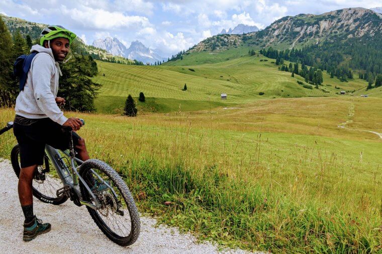 A Guide to Backpacking and Hiking in The Dolomites